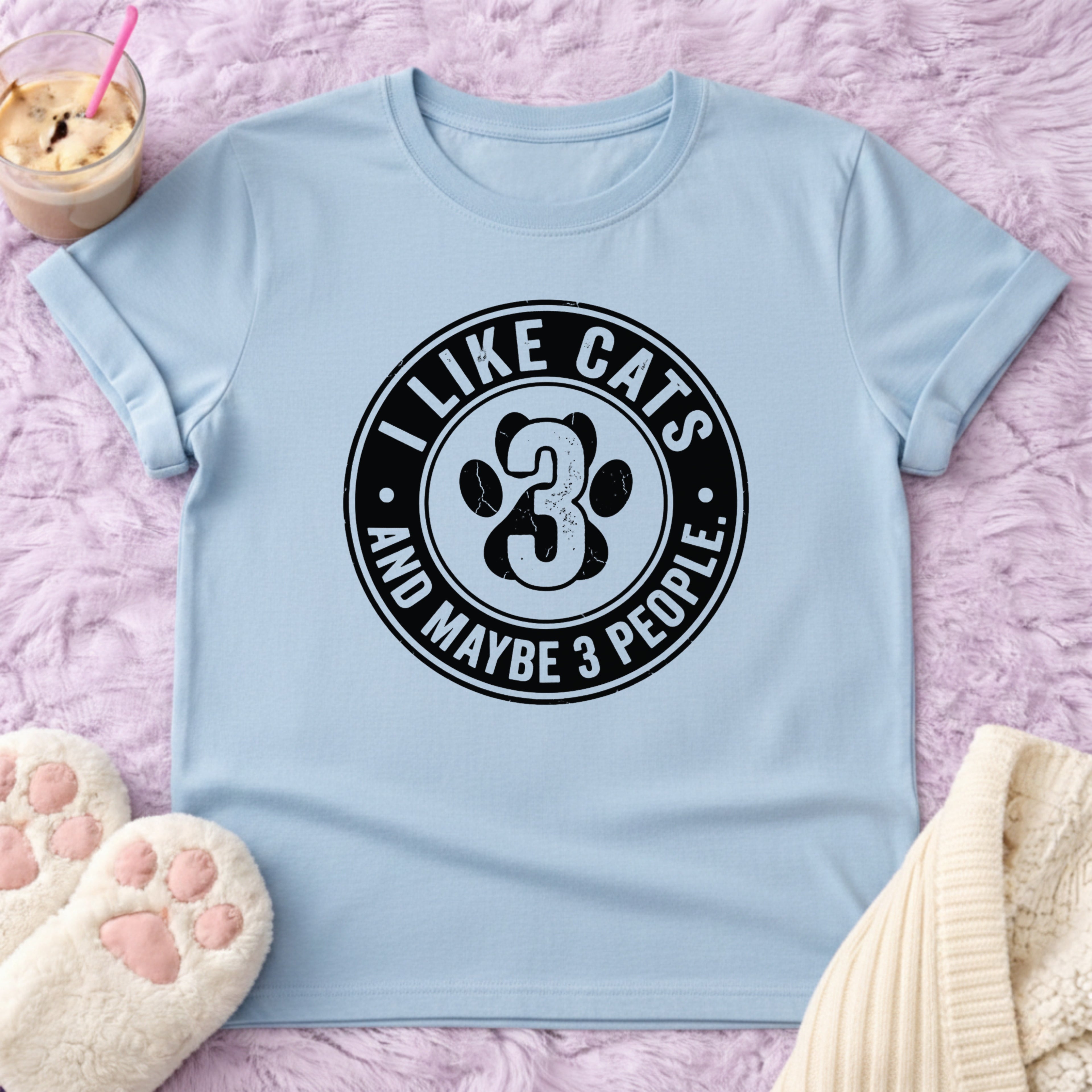 I Like Cats - And Maybe 3 People Retro T-Shirt